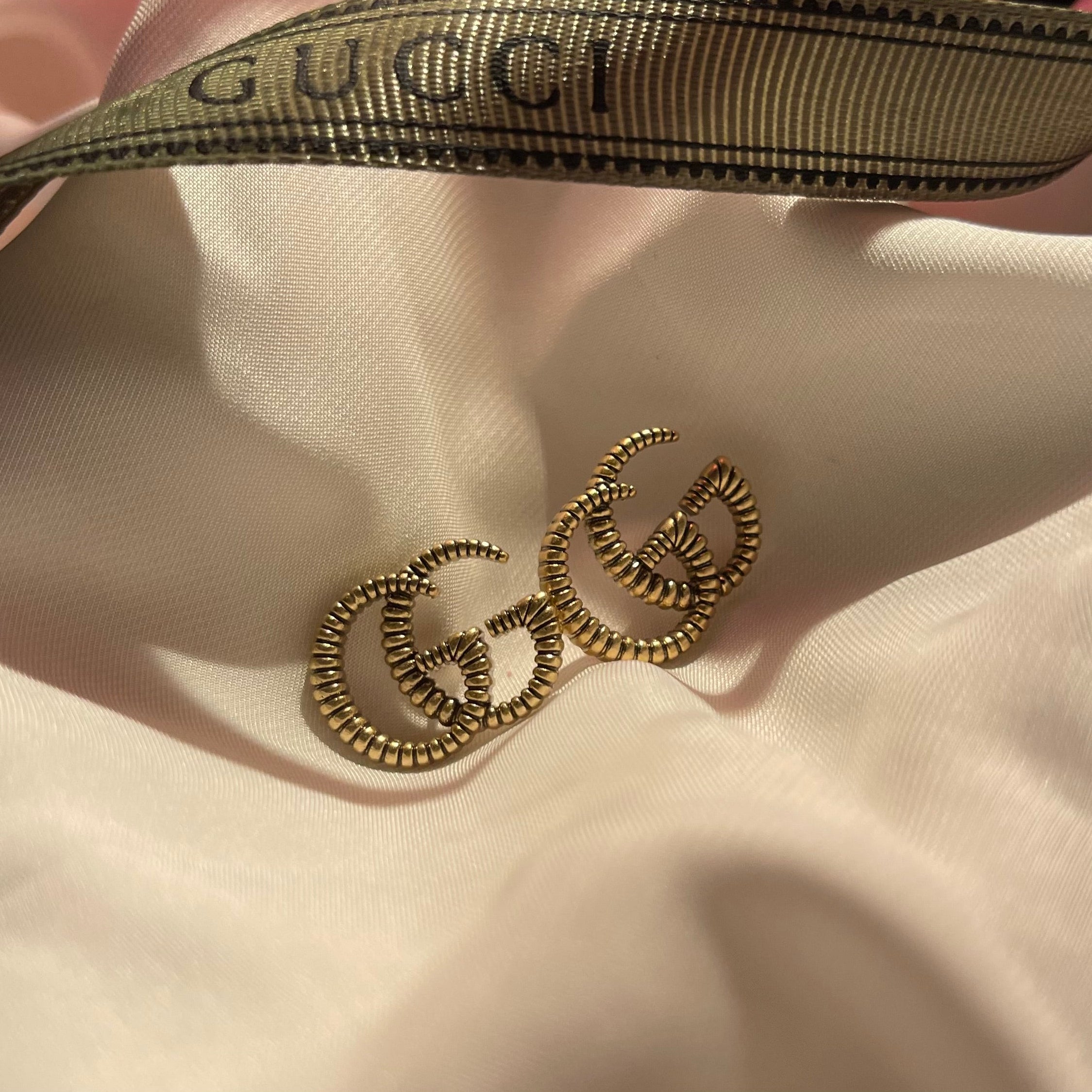 GG Textured Studs