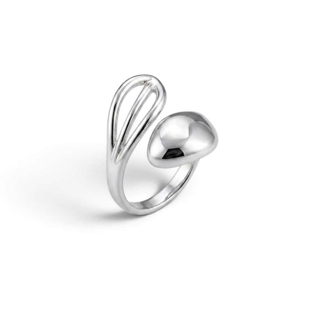 Eva Ring