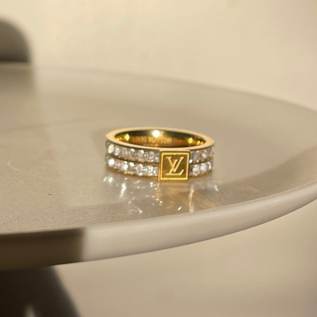 Crystal Paved. Studded Ring