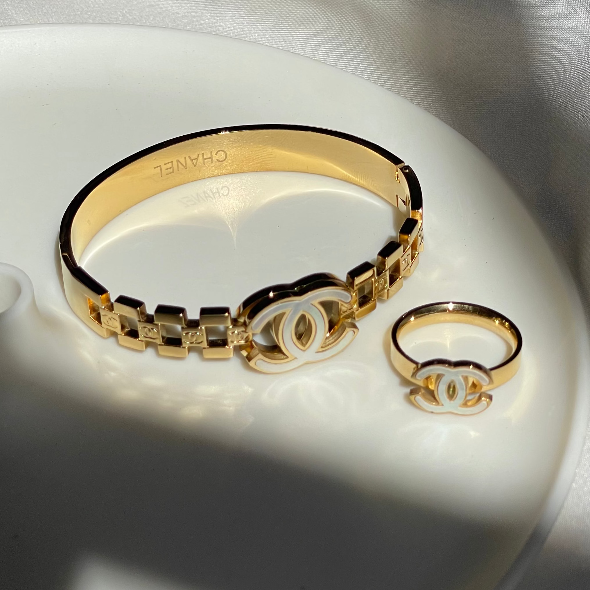 Frost Ring and Bangle Duo