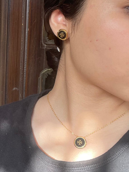 Black Pendant and studs set