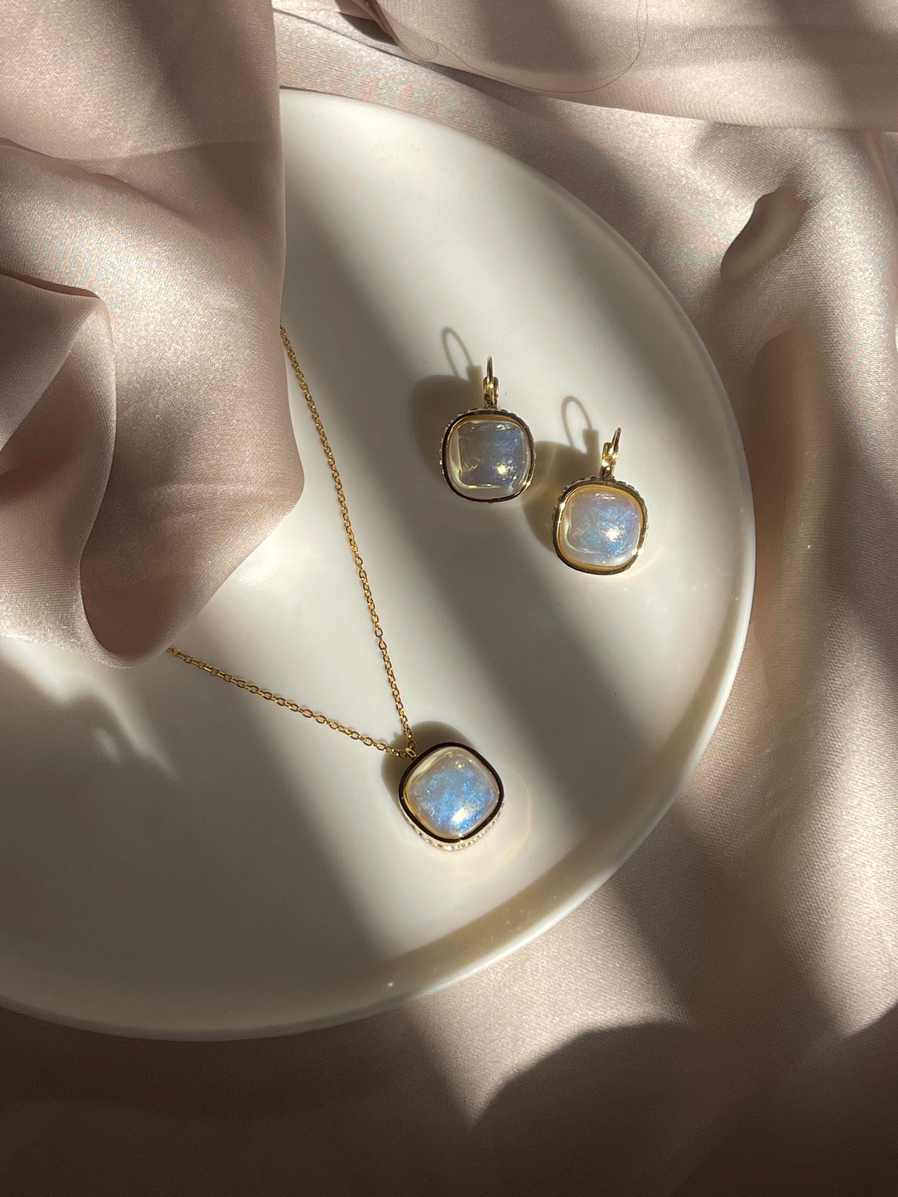 Milky Charm Pendant and Studs Set