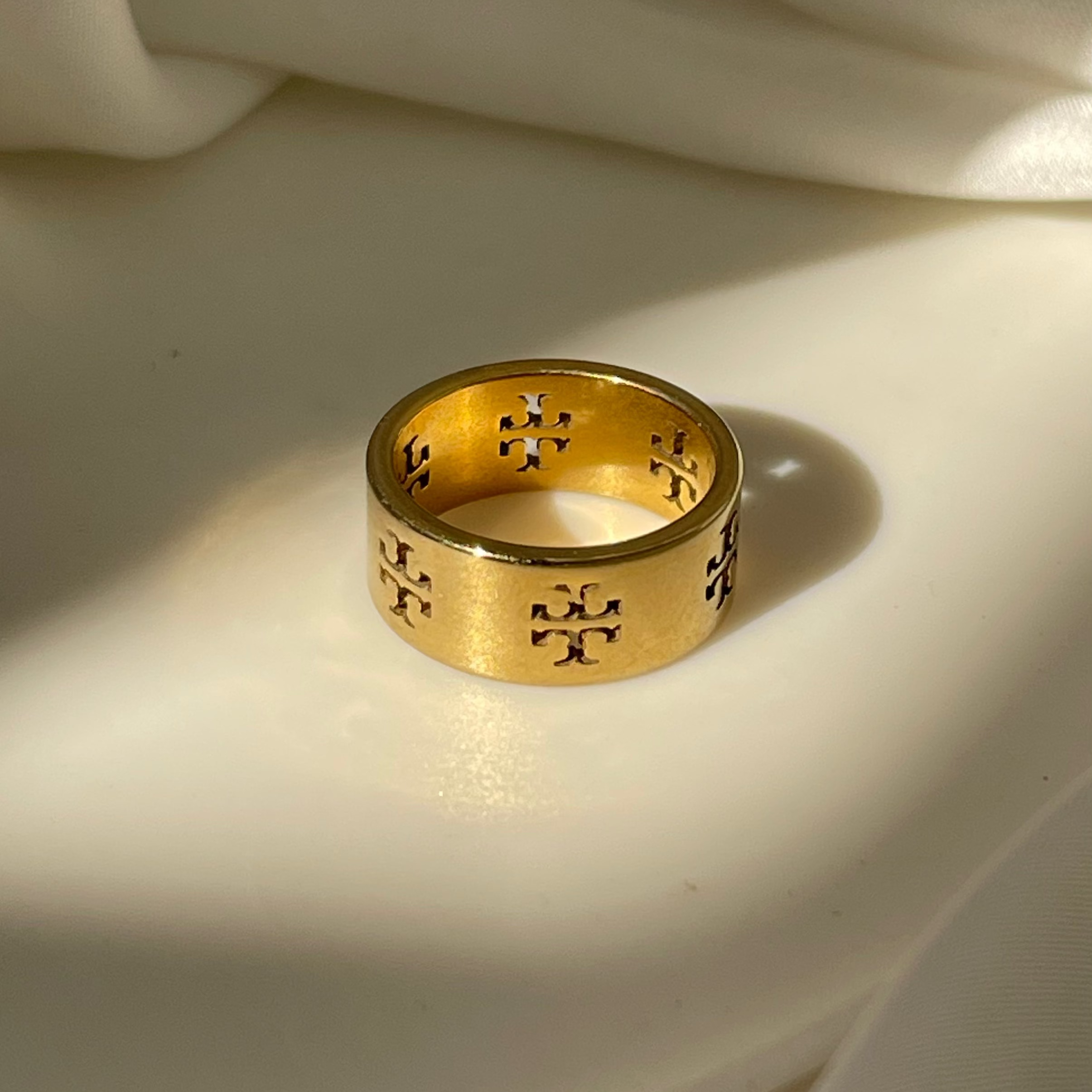 Gold Toned Basic Pierced Ring