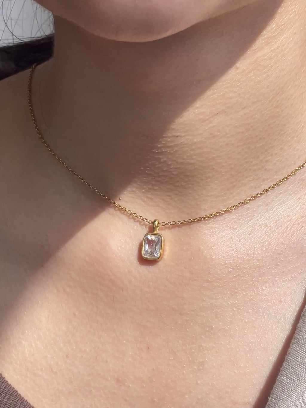 Luce Necklace