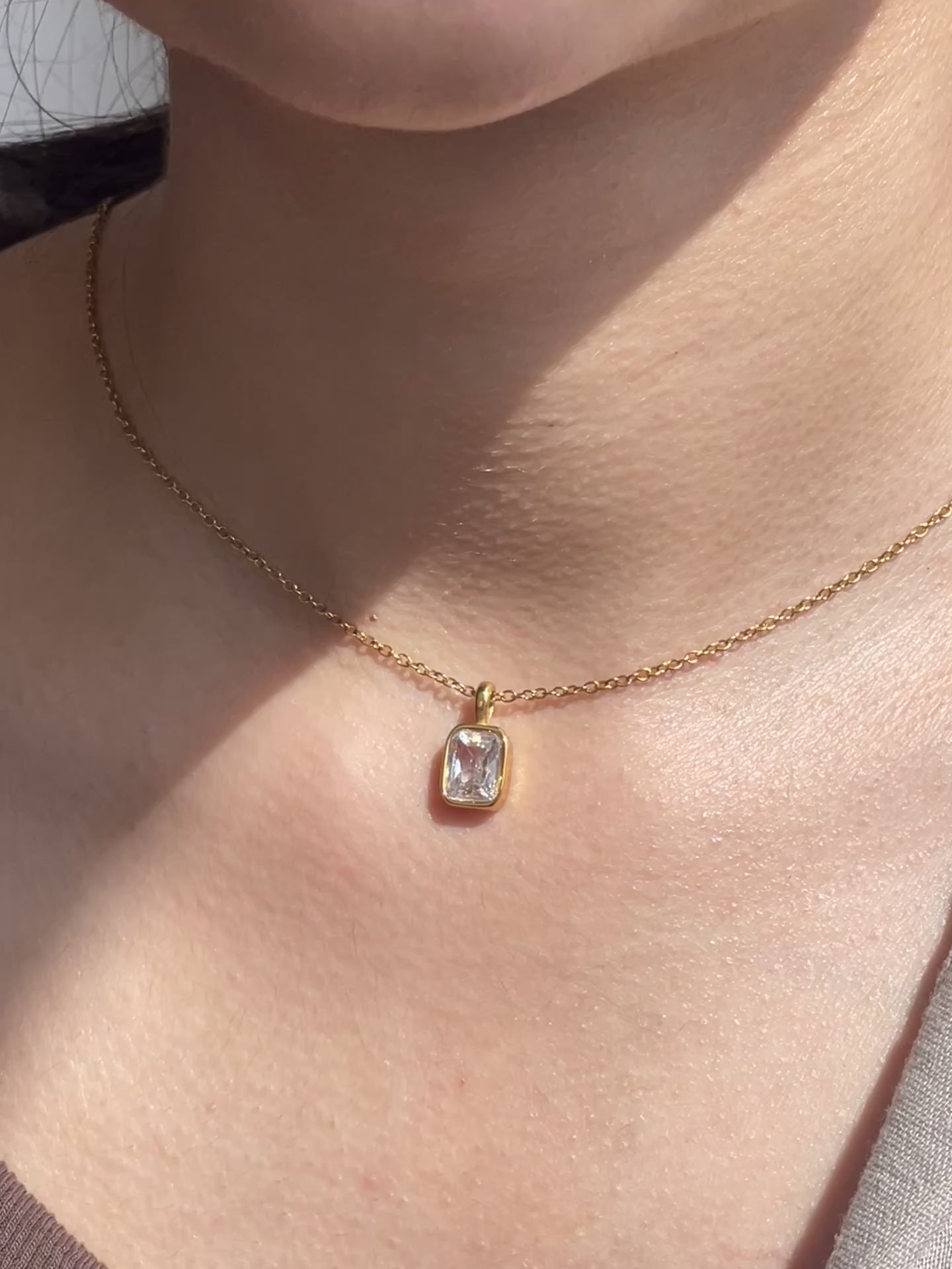 Luce Necklace